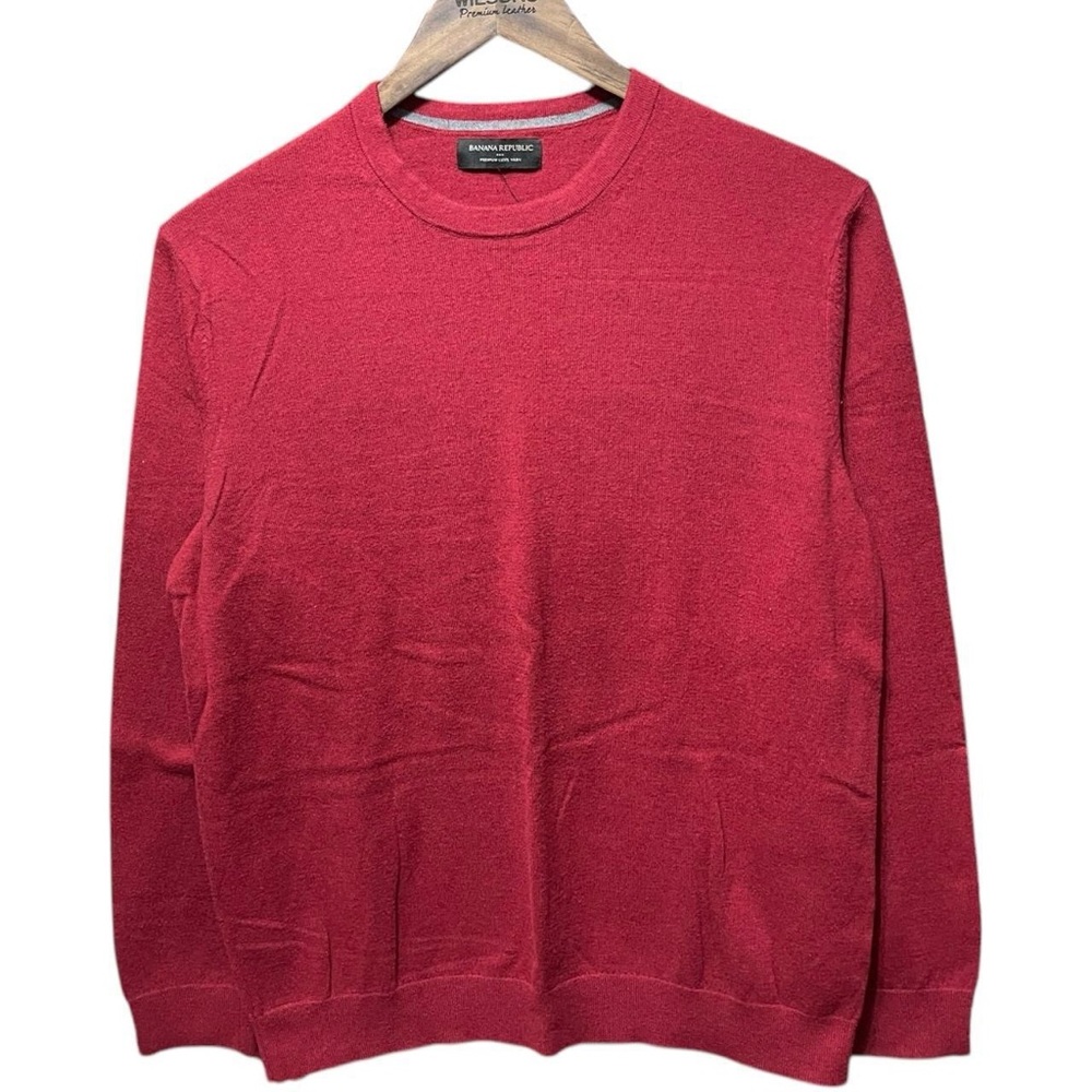 plain blank red banana republic premium luxe yarn long sleeve crewneck sweater